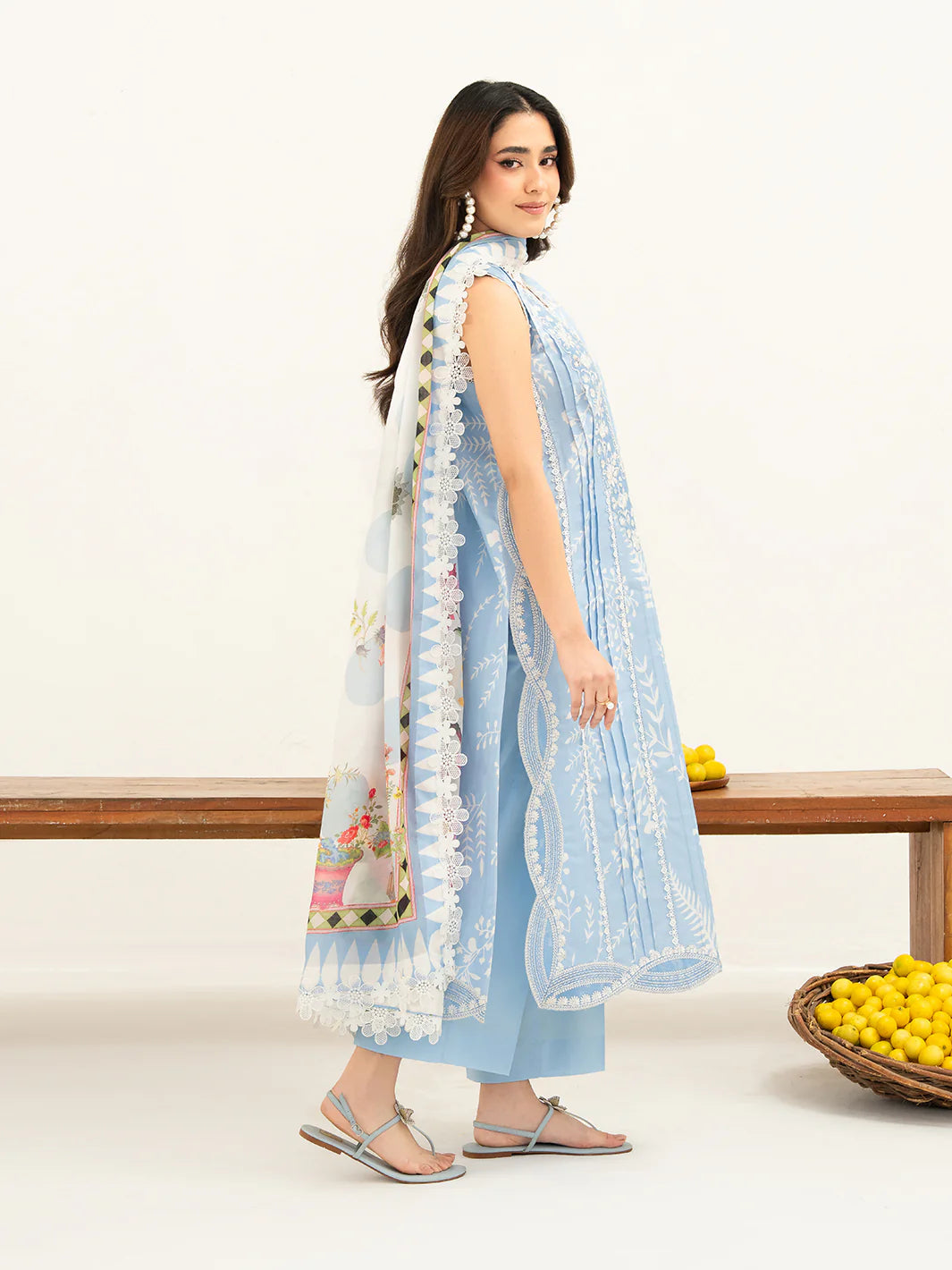 ANA-006 | 3 PC LAWN