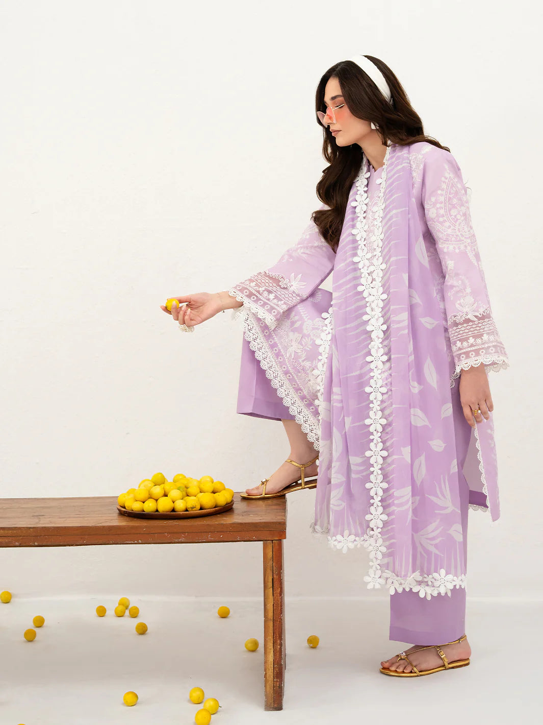 ANA-009 | 3 PC LAWN