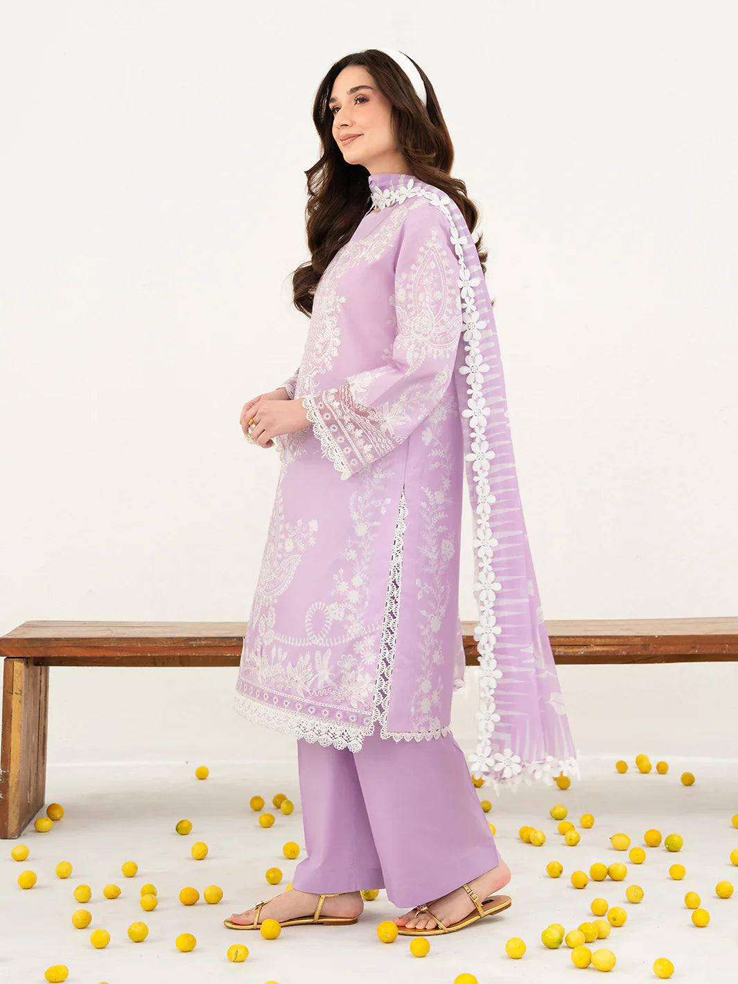 ANA-009 | 3 PC LAWN