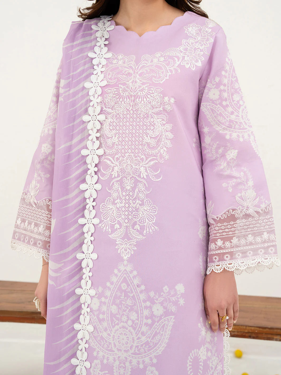 ANA-009 | 3 PC LAWN
