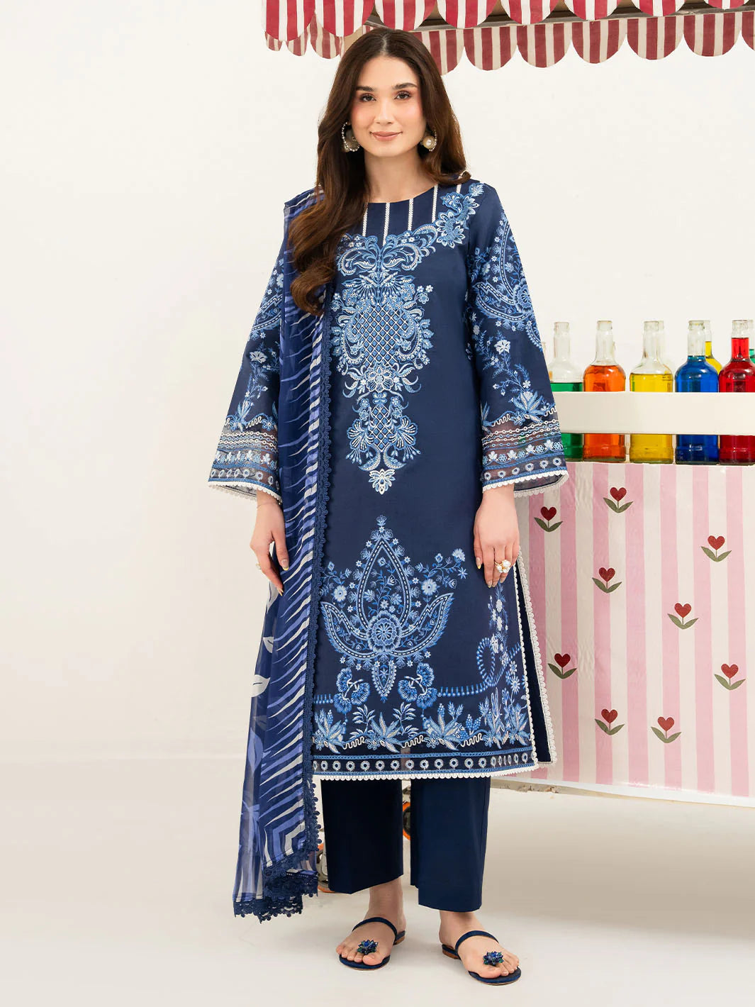 ANA-018 | 3 PC LAWN