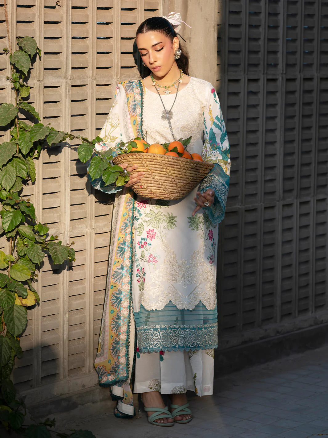 BW - 004 | 3 PC LAWN