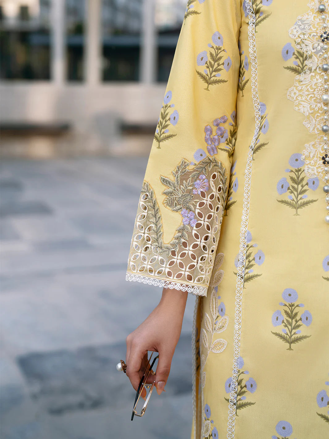 BW - 006 | 3 PC LAWN