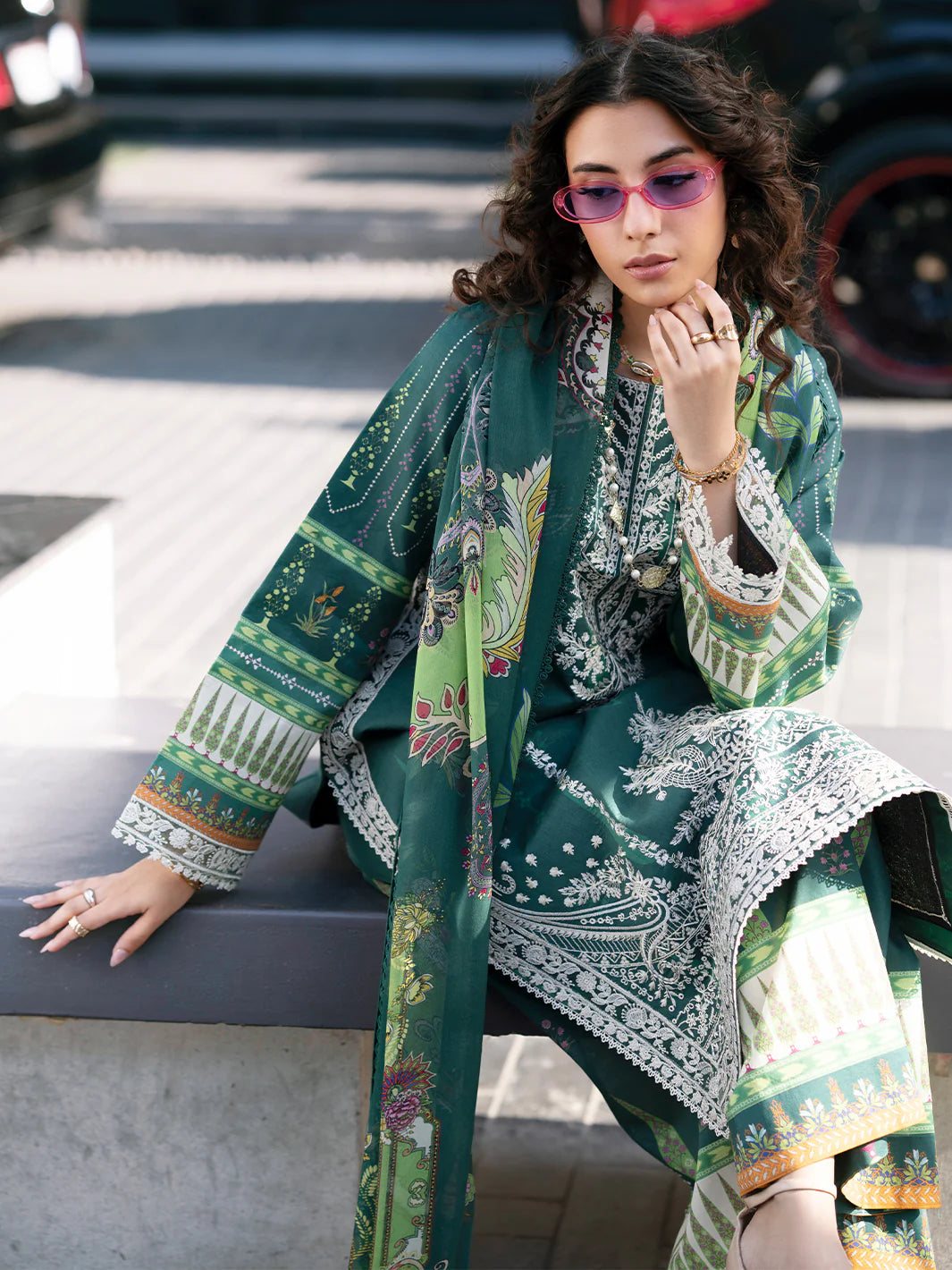 BW - 012 | 3 PC LAWN