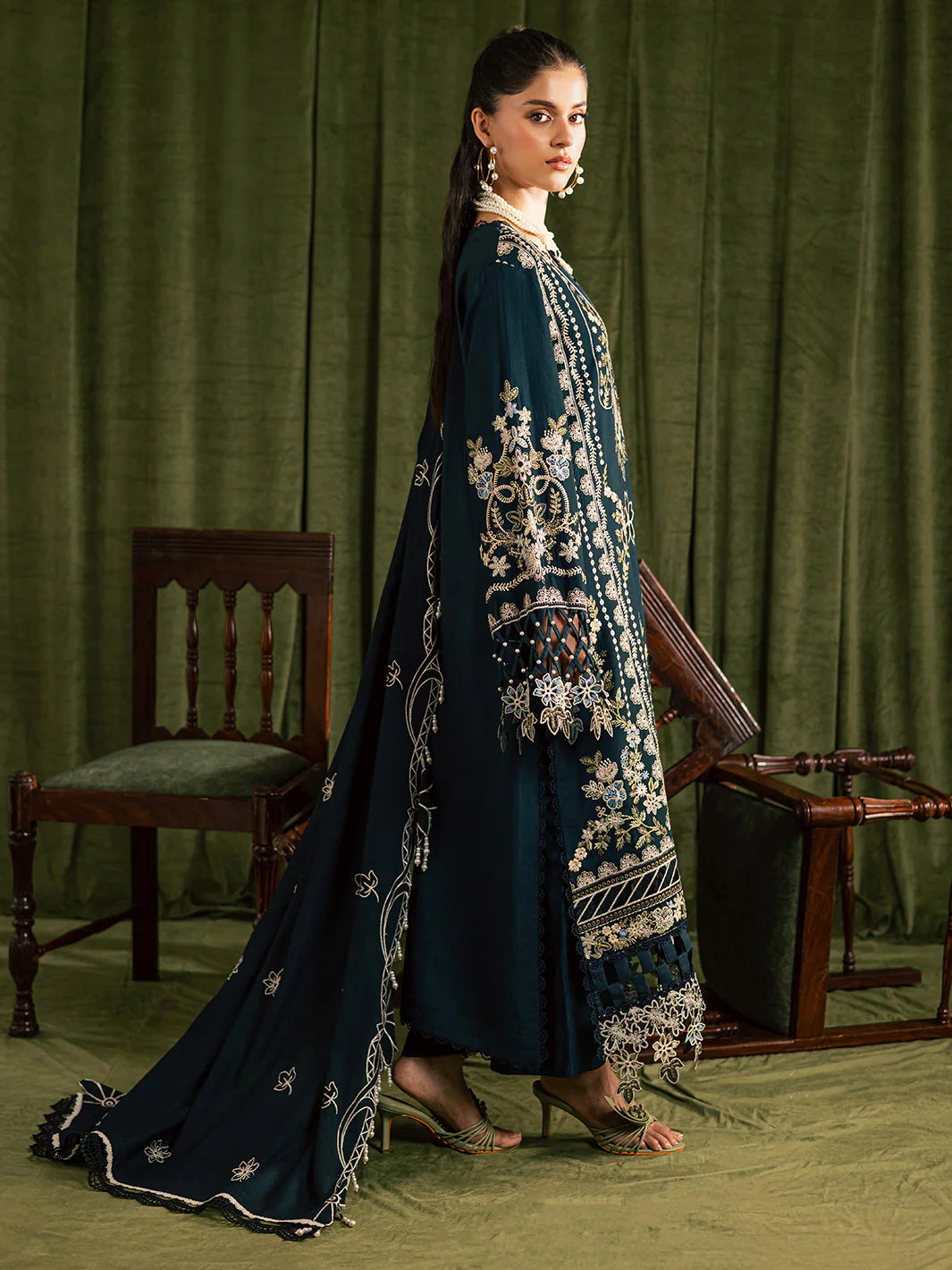 KAIA - 07 | 3PC WINTER LINEN